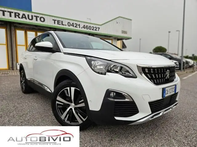 Photo 1 : Peugeot 3008 2020 Diesel