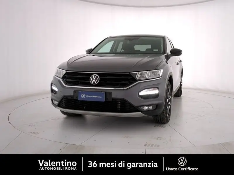 Photo 1 : Volkswagen T-roc 2021 Essence