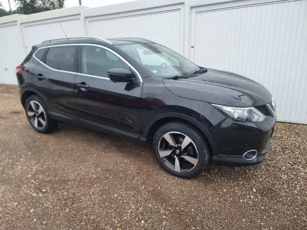 Photo 1 : Nissan Qashqai 2017 Diesel