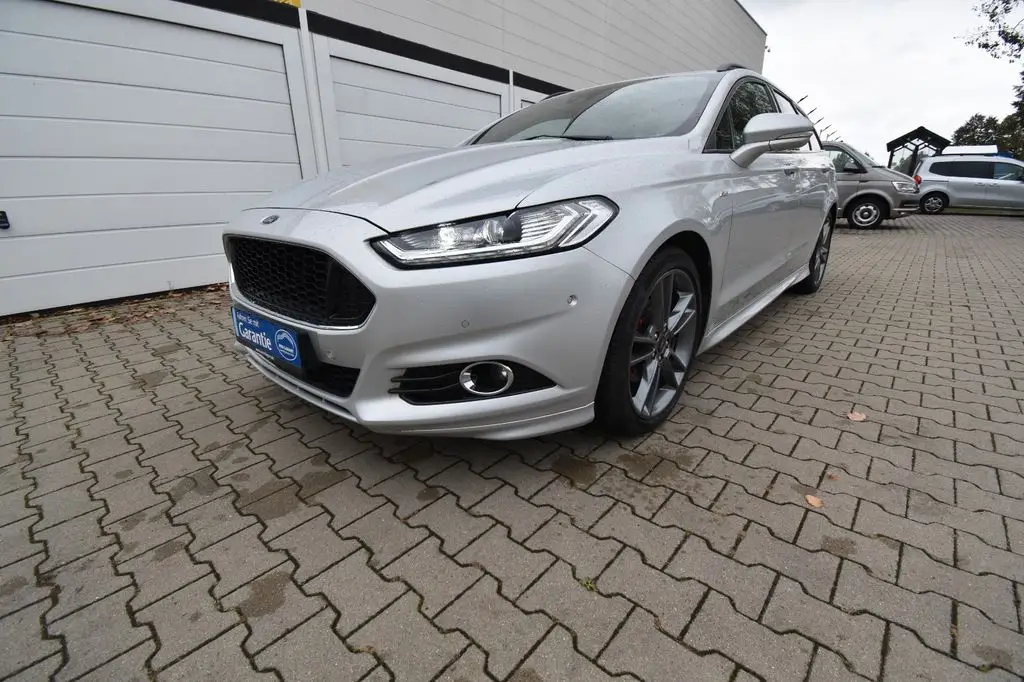 Photo 1 : Ford Mondeo 2019 Petrol