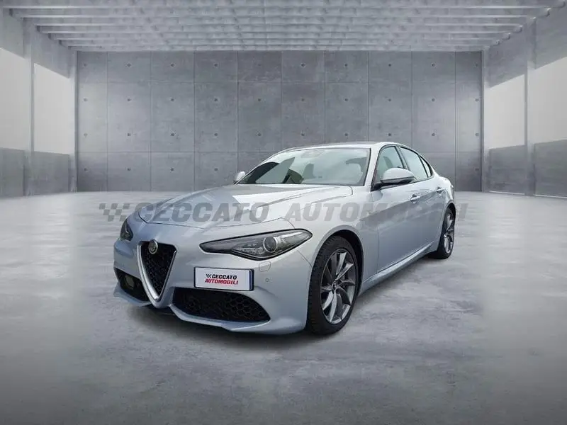 Photo 1 : Alfa Romeo Giulia 2022 Diesel