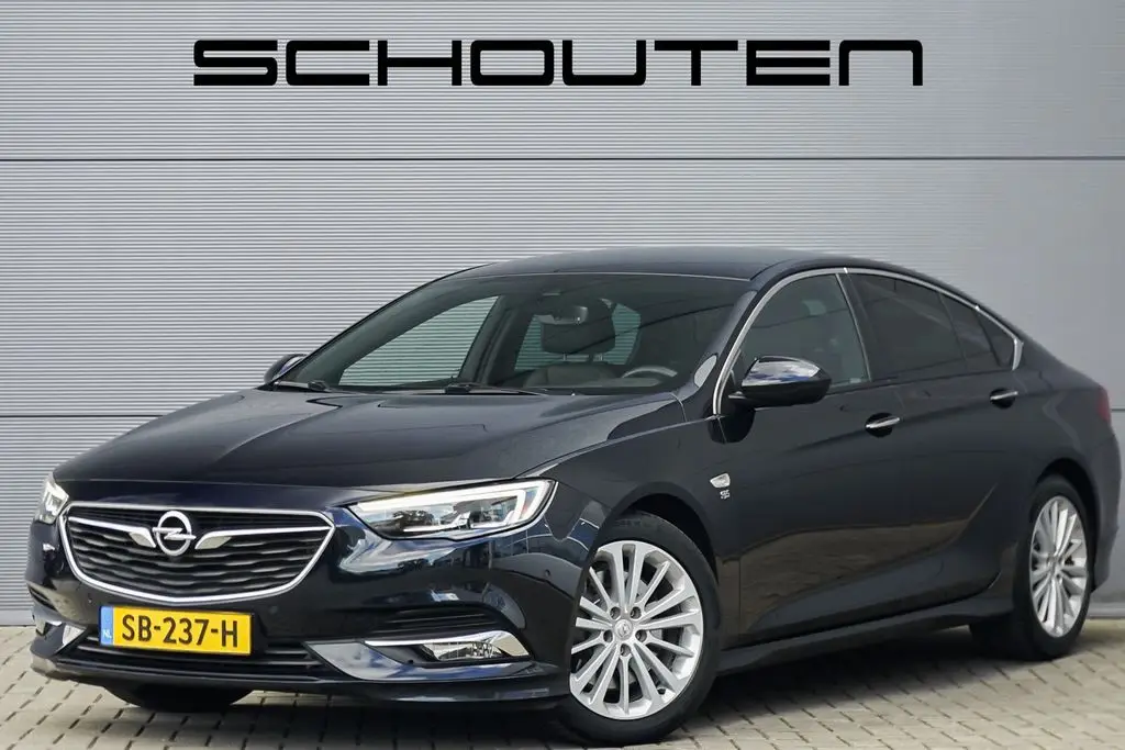 Photo 1 : Opel Insignia 2018 Essence