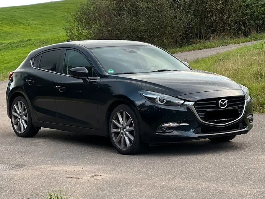 Photo 1 : Mazda 3 2017 Essence