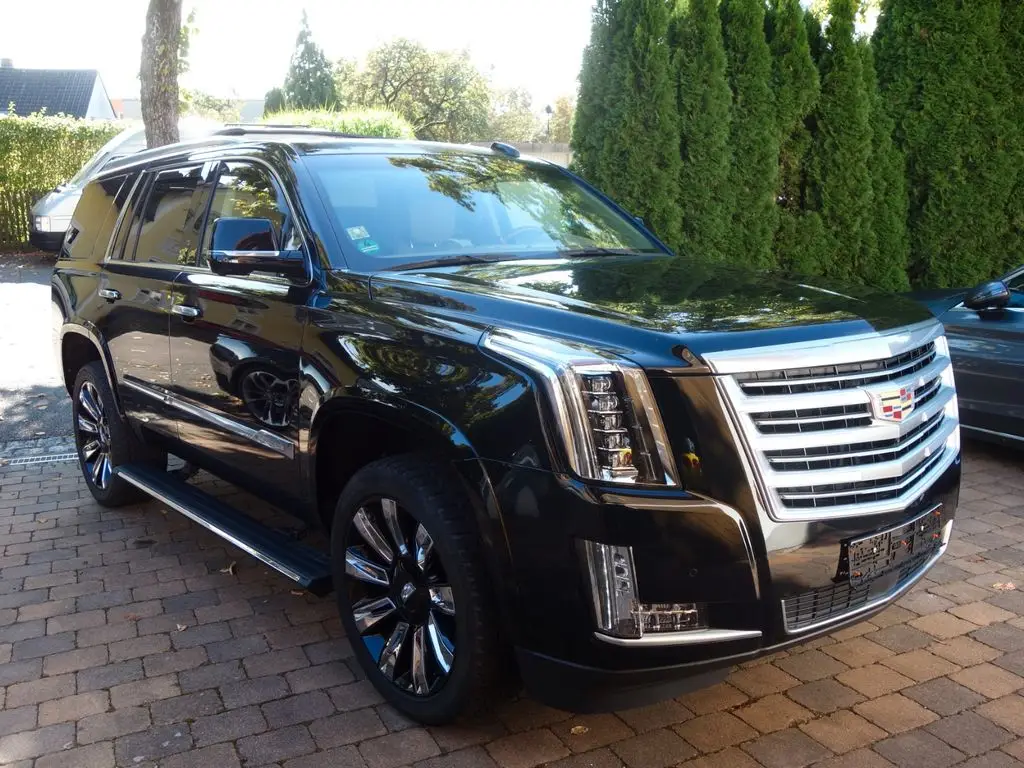 Photo 1 : Cadillac Escalade 2016 Essence