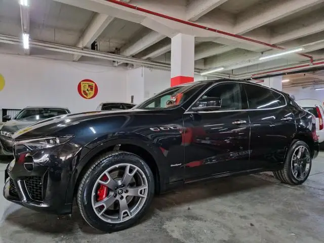 Photo 1 : Maserati Levante 2021 Essence