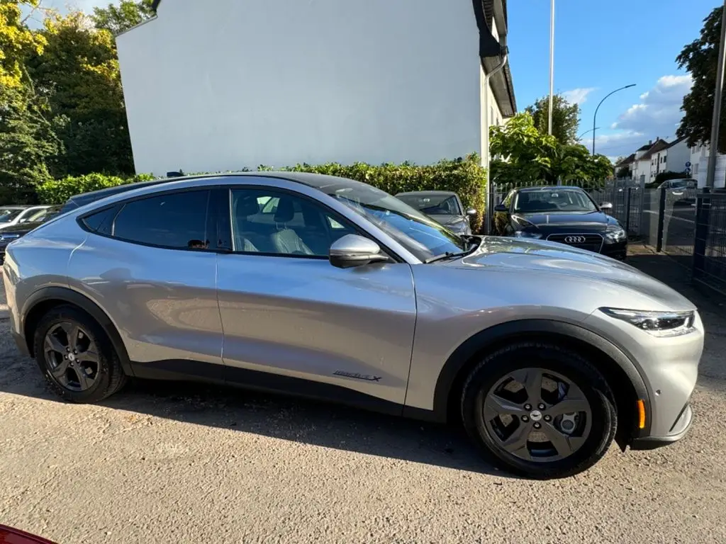 Photo 1 : Ford Mustang 2021 Non renseigné