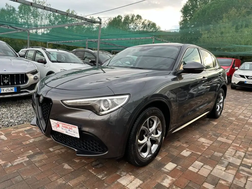 Photo 1 : Alfa Romeo Stelvio 2018 Diesel