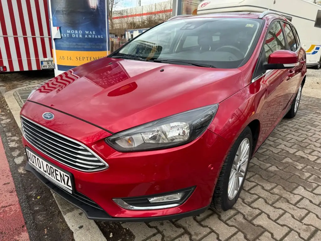 Photo 1 : Ford Focus 2017 Petrol