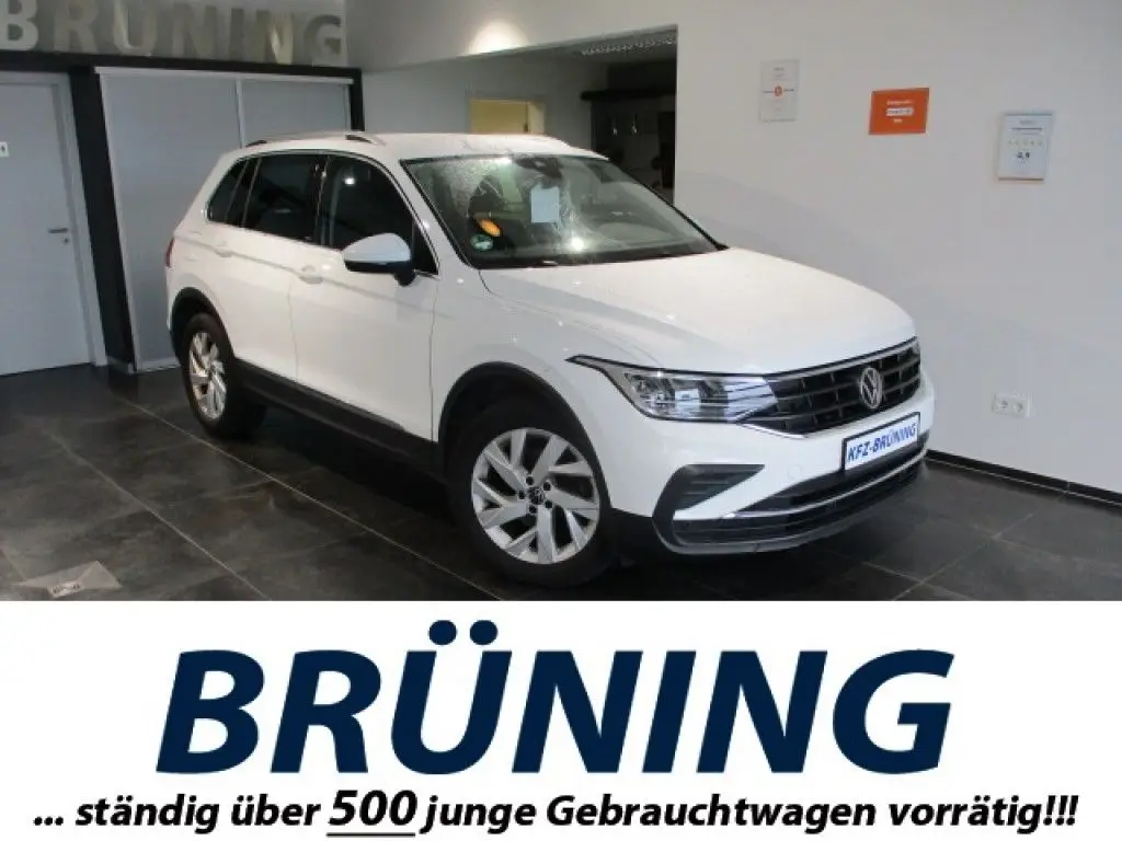 Photo 1 : Volkswagen Tiguan 2023 Petrol