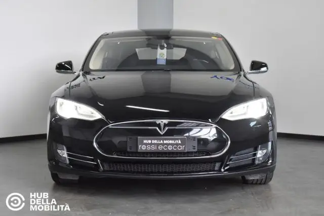 Photo 1 : Tesla Model S 2015 Non renseigné