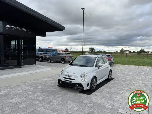 Photo 1 : Abarth 595 2022 Petrol