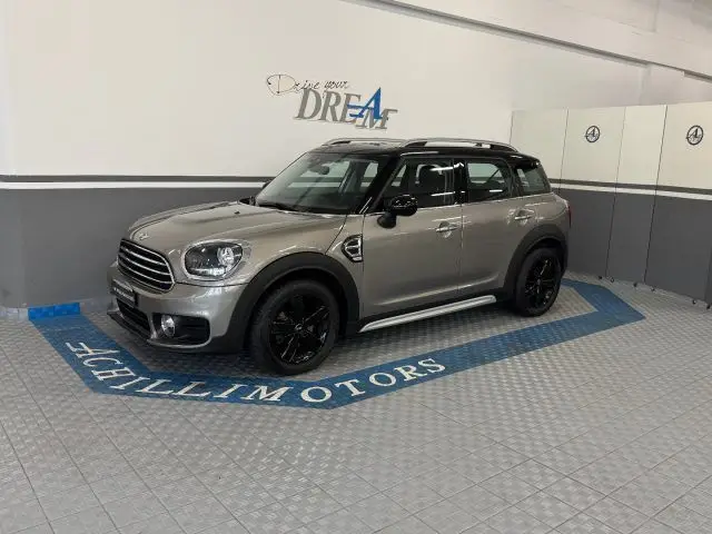 Photo 1 : Mini Cooper 2017 Diesel