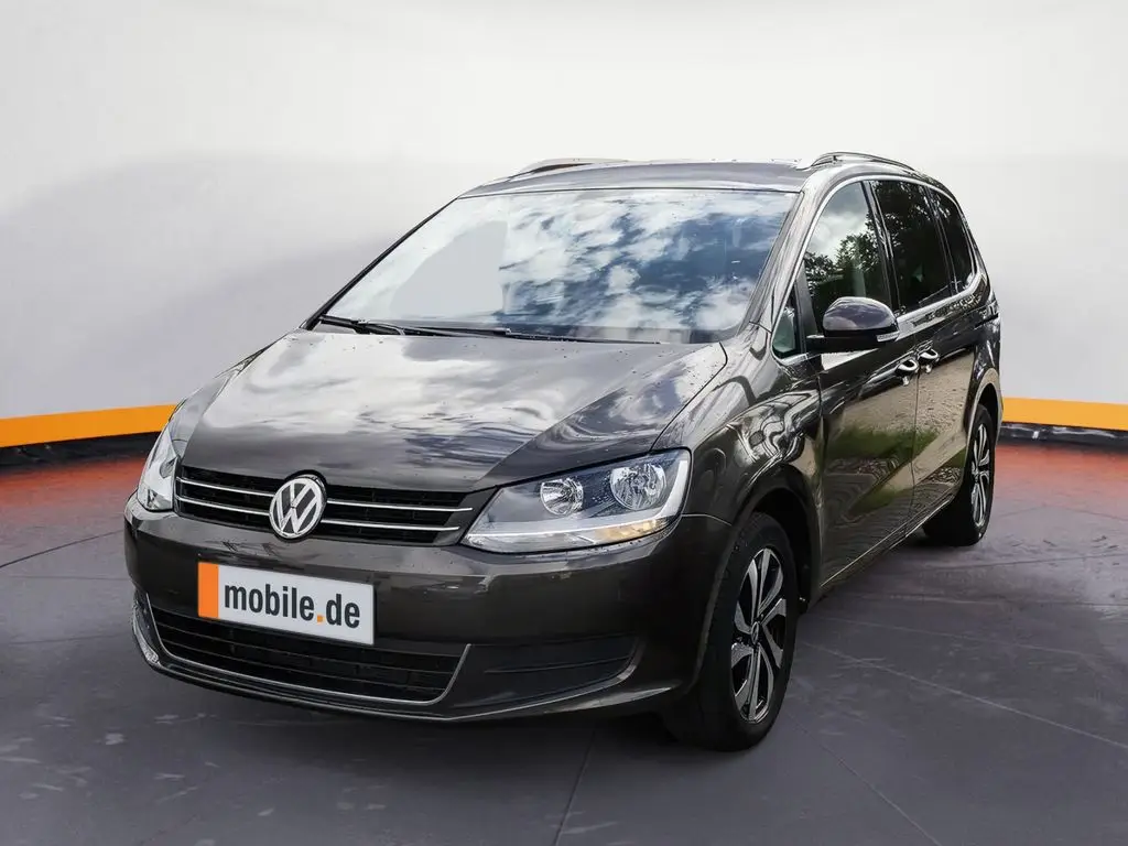 Photo 1 : Volkswagen Sharan 2022 Petrol