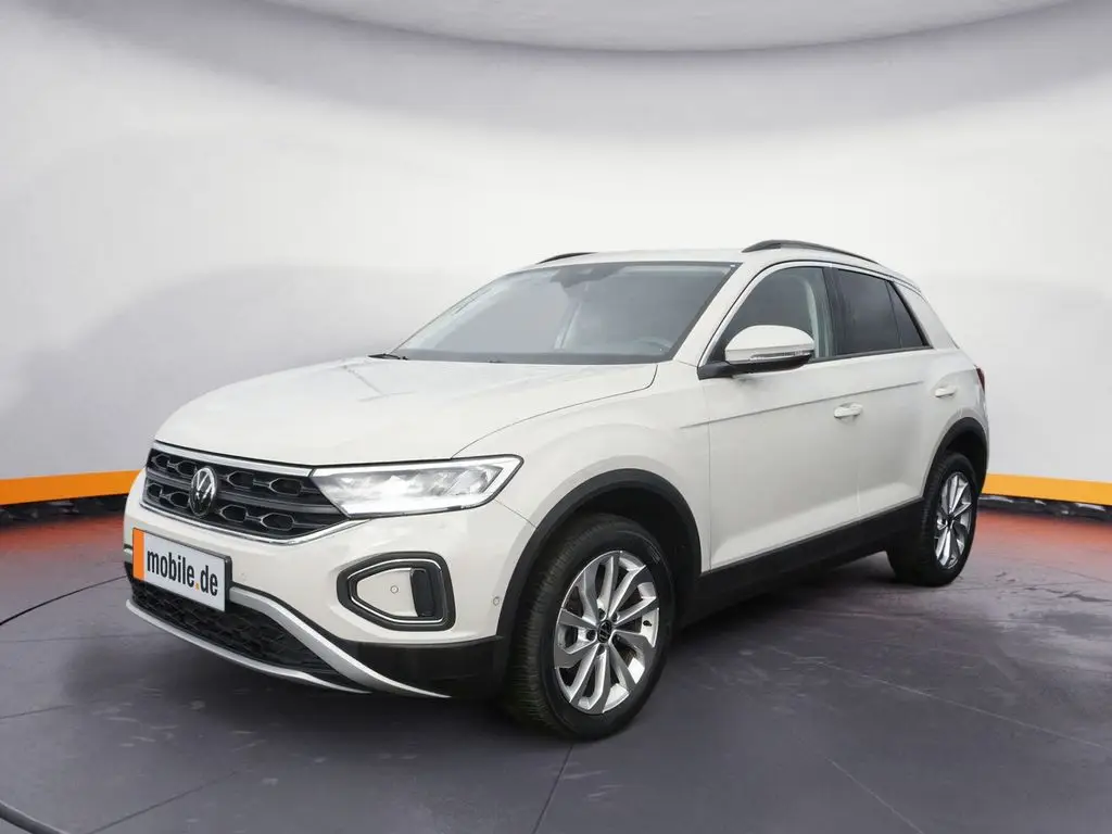 Photo 1 : Volkswagen T-roc 2023 Petrol