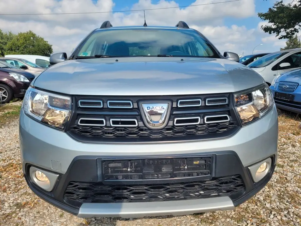 Photo 1 : Dacia Sandero 2019 Essence