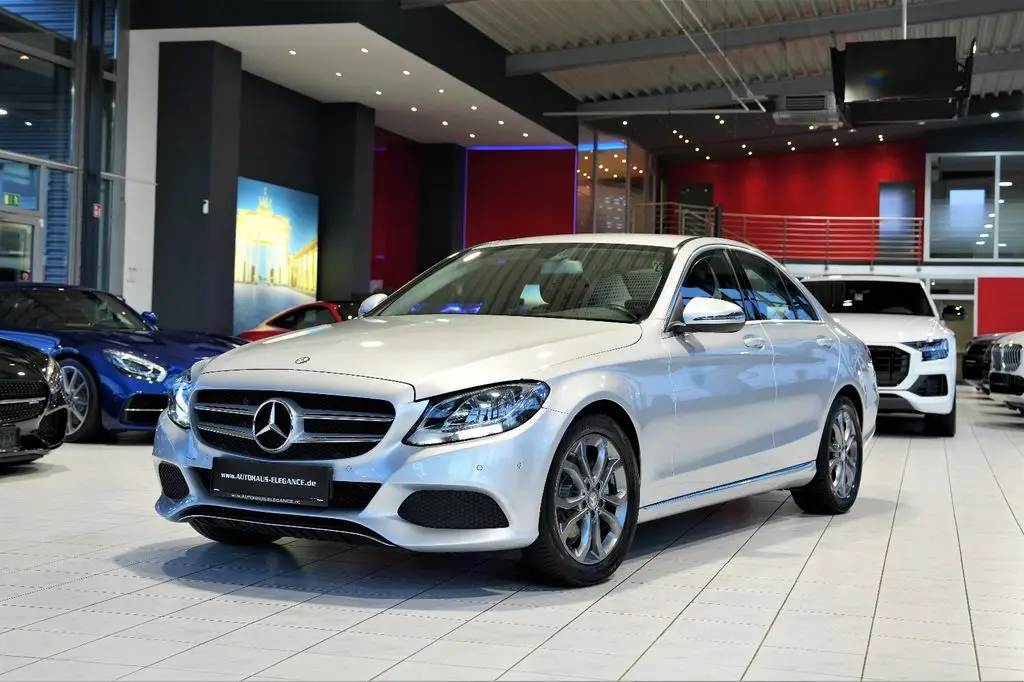 Photo 1 : Mercedes-benz Classe C 2015 Petrol