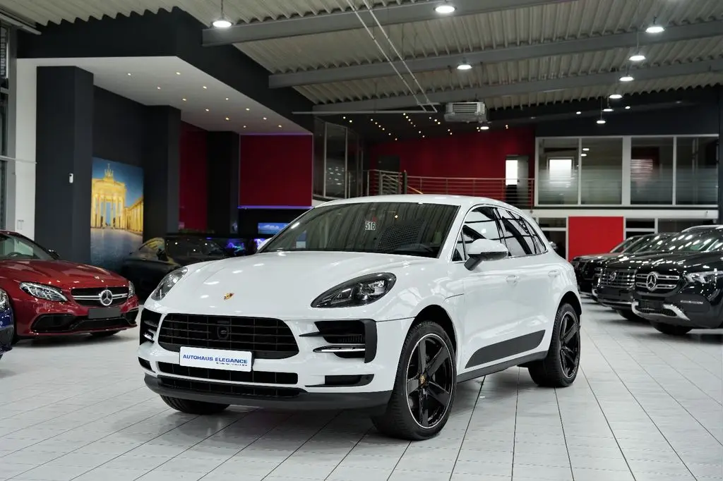 Photo 1 : Porsche Macan 2020 Essence