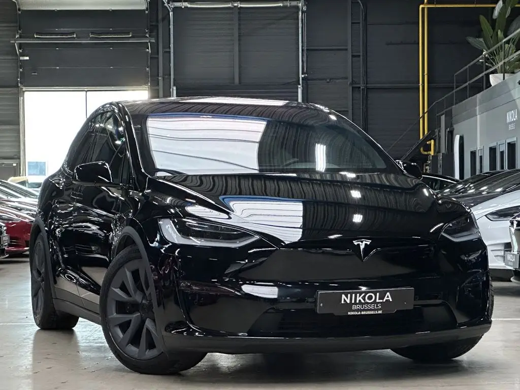 Photo 1 : Tesla Model X 2022 Non renseigné