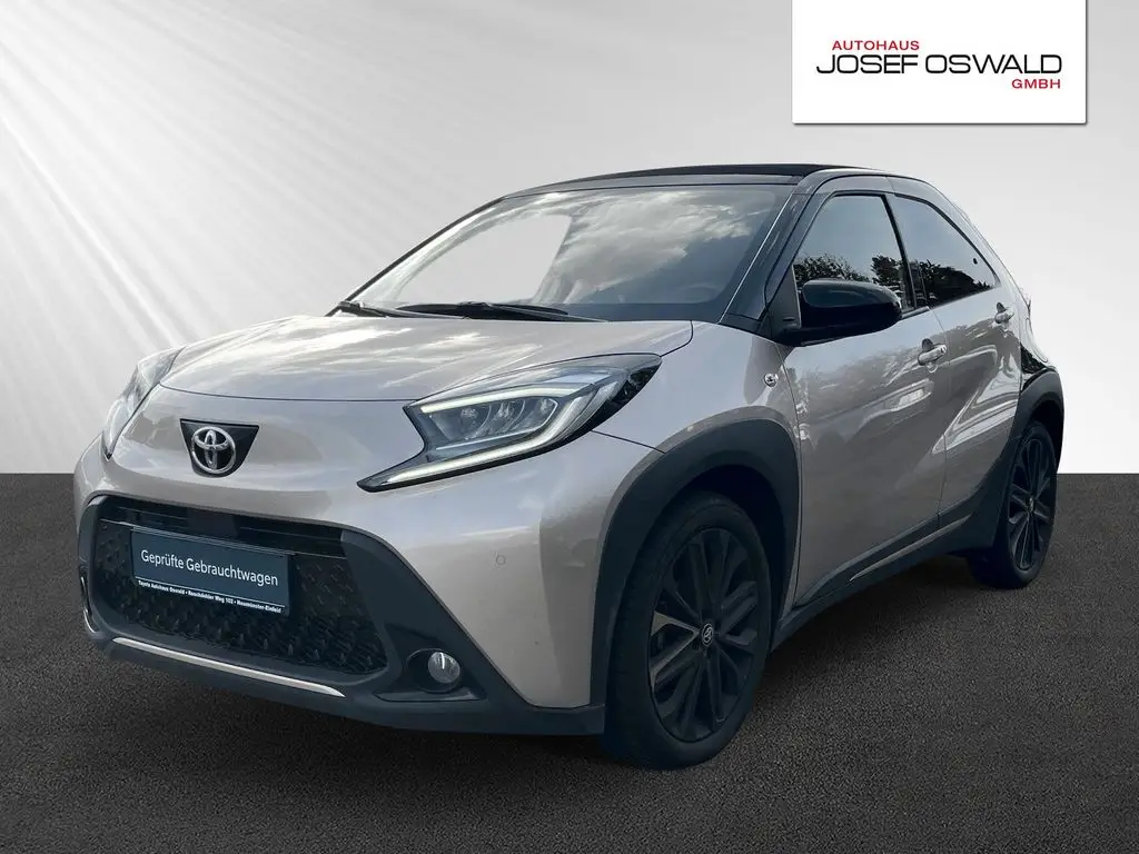 Photo 1 : Toyota Aygo X 2023 Essence