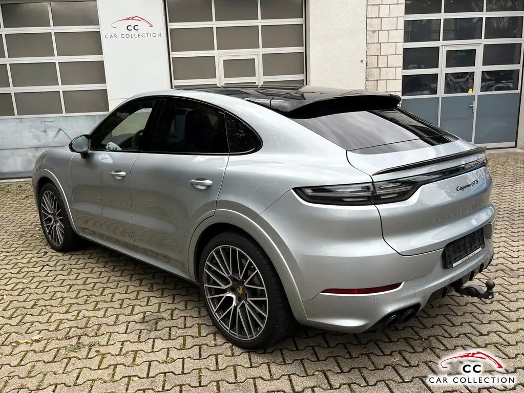 Photo 1 : Porsche Cayenne 2021 Essence