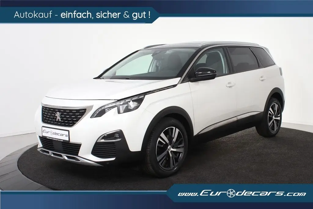 Photo 1 : Peugeot 5008 2019 Petrol