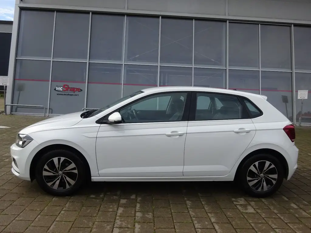 Photo 1 : Volkswagen Polo 2019 Petrol