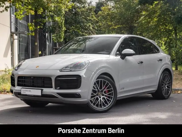 Photo 1 : Porsche Cayenne 2021 Essence