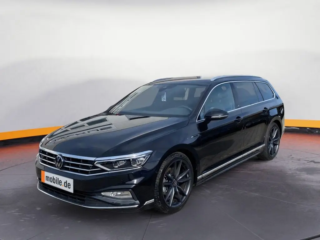 Photo 1 : Volkswagen Passat 2024 Essence