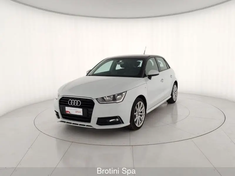 Photo 1 : Audi A1 2017 Petrol