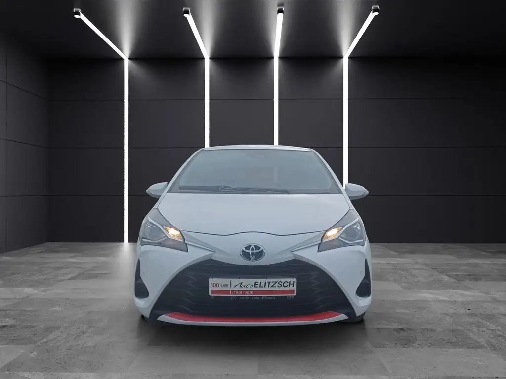 Photo 1 : Toyota Yaris 2019 Petrol