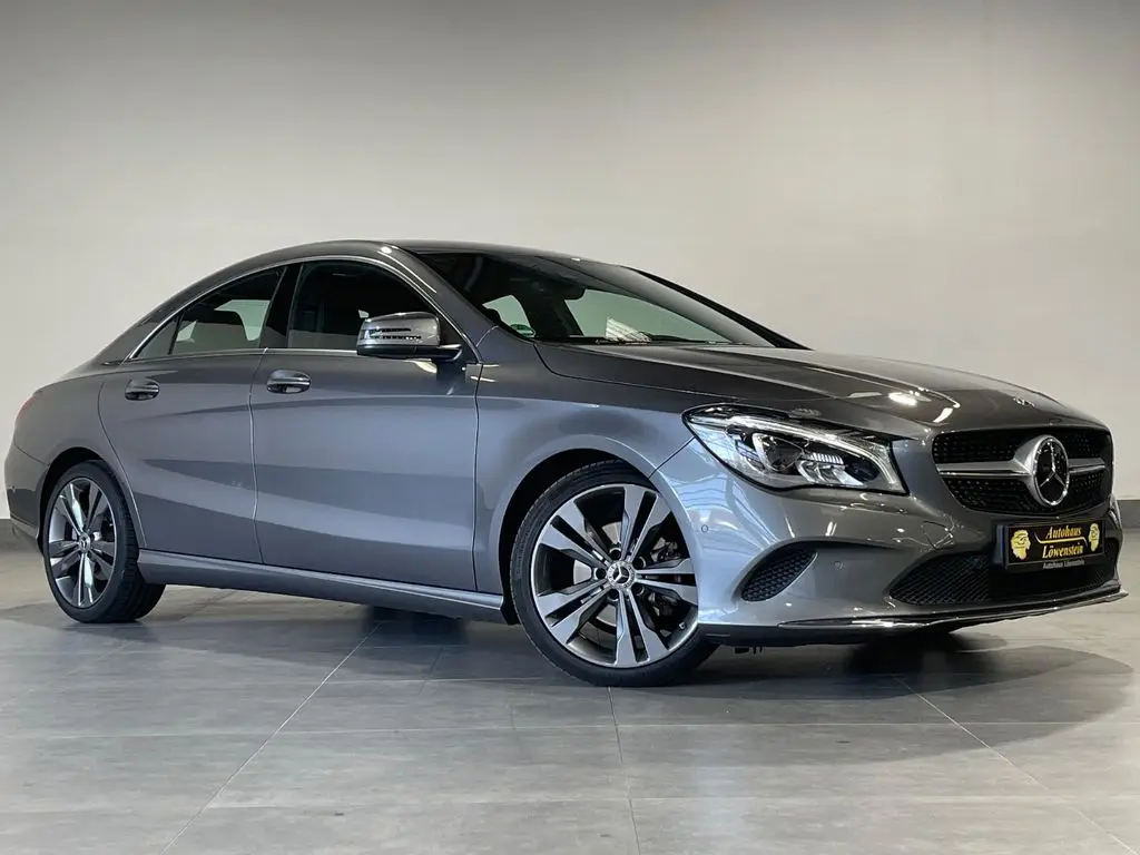 Photo 1 : Mercedes-benz Classe Cla 2018 Petrol