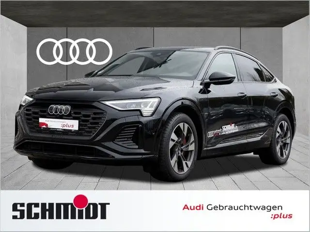 Photo 1 : Audi Q8 2023 Not specified