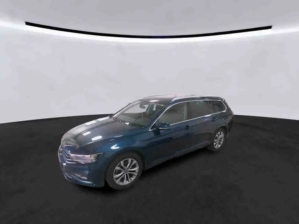 Photo 1 : Volkswagen Passat 2022 Diesel