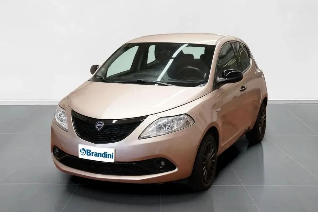 Photo 1 : Lancia Ypsilon 2020 Hybride