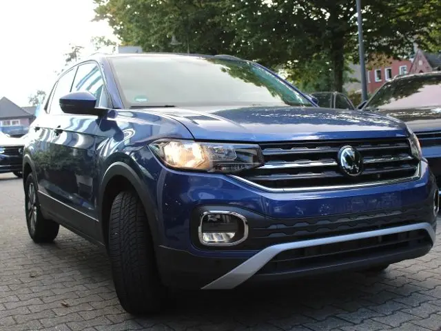 Photo 1 : Volkswagen T-cross 2023 Essence