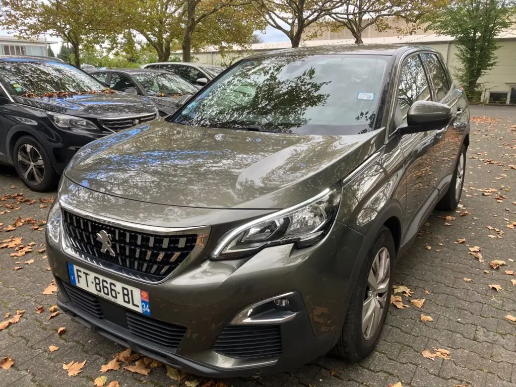 Photo 1 : Peugeot 3008 2020 Petrol