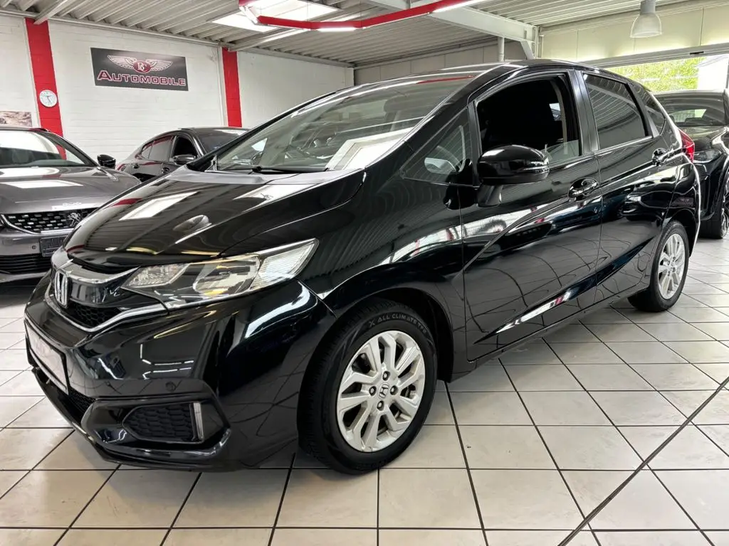 Photo 1 : Honda Jazz 2019 Petrol