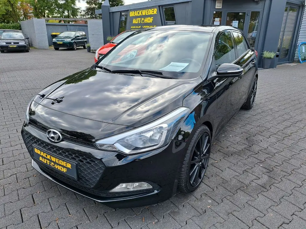 Photo 1 : Hyundai I20 2017 Petrol