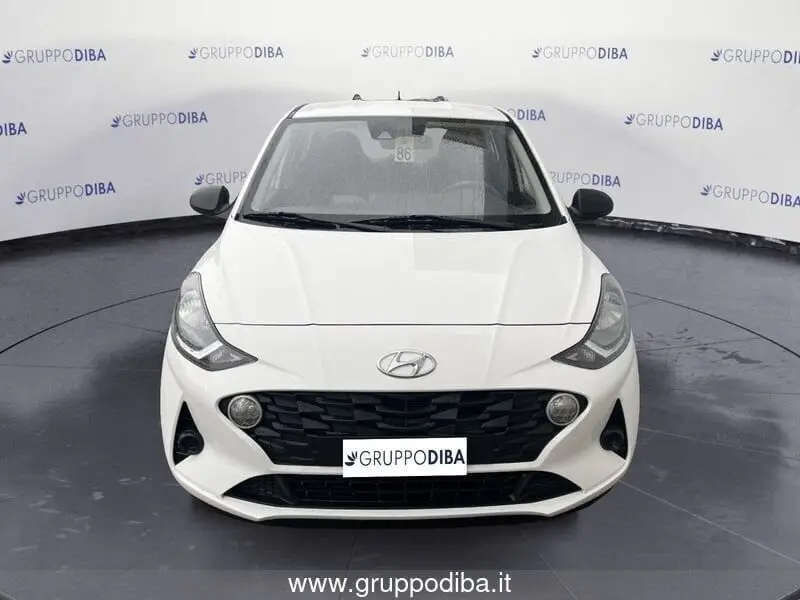 Photo 1 : Hyundai I10 2022 Essence