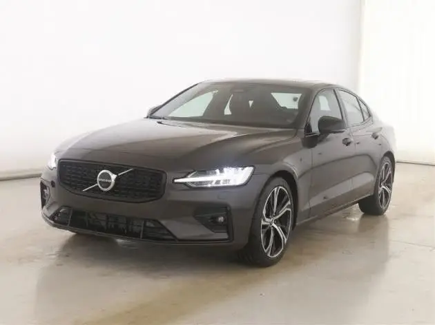 Photo 1 : Volvo S60 2023 Essence