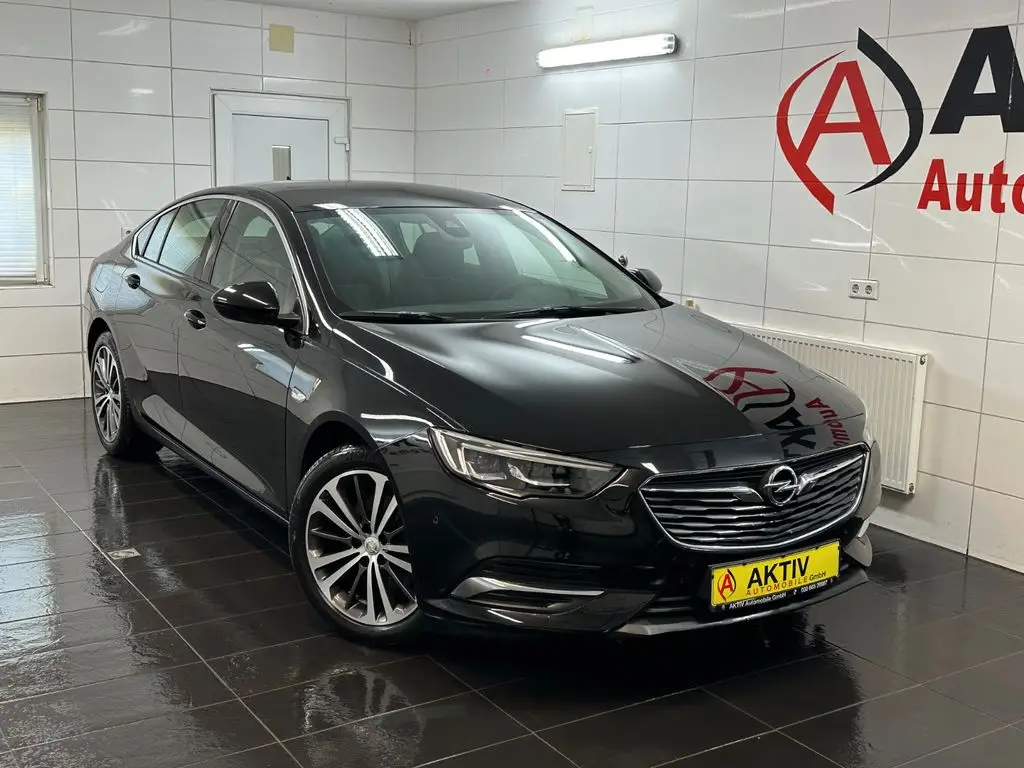 Photo 1 : Opel Insignia 2019 Diesel