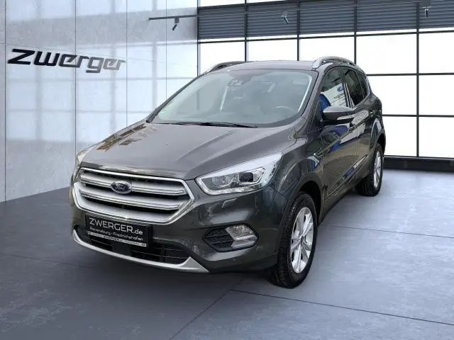 Photo 1 : Ford Kuga 2019 Petrol