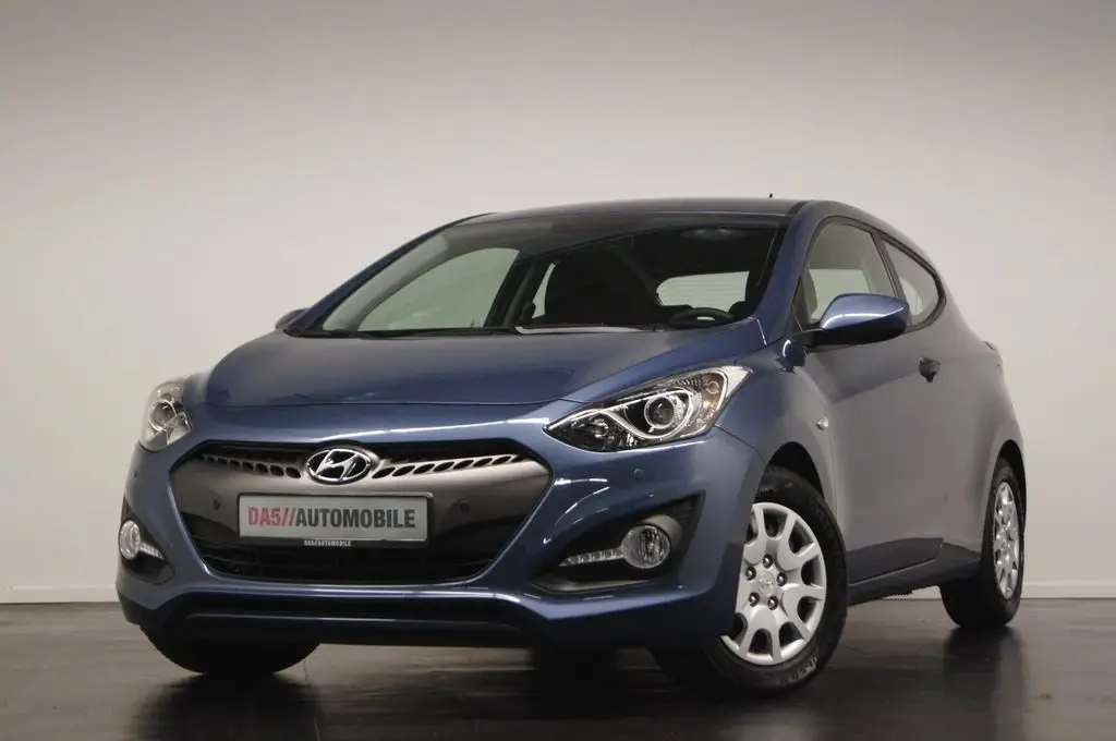 Photo 1 : Hyundai I30 2015 Petrol