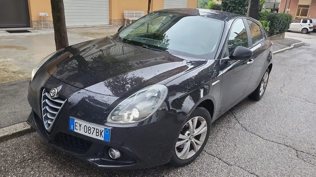 Photo 1 : Alfa Romeo Giulietta 2014 Diesel