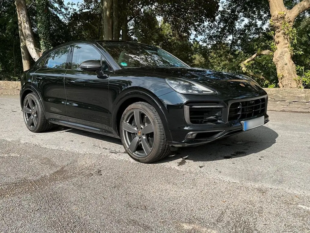 Photo 1 : Porsche Cayenne 2022 Petrol