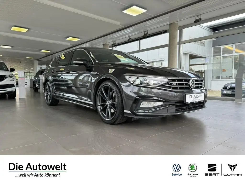 Photo 1 : Volkswagen Passat 2020 Diesel