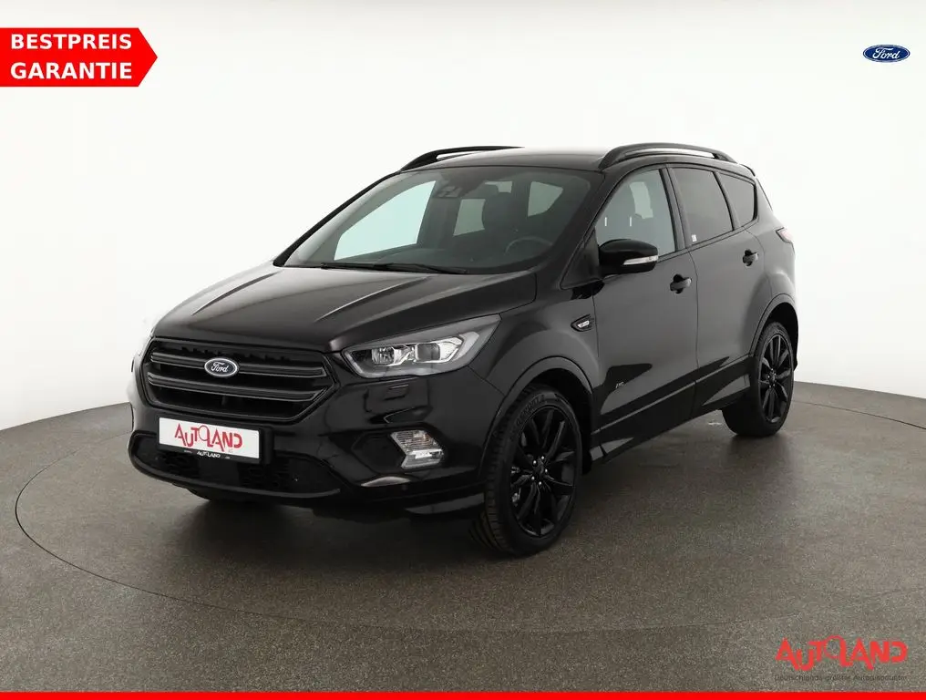 Photo 1 : Ford Kuga 2018 Petrol