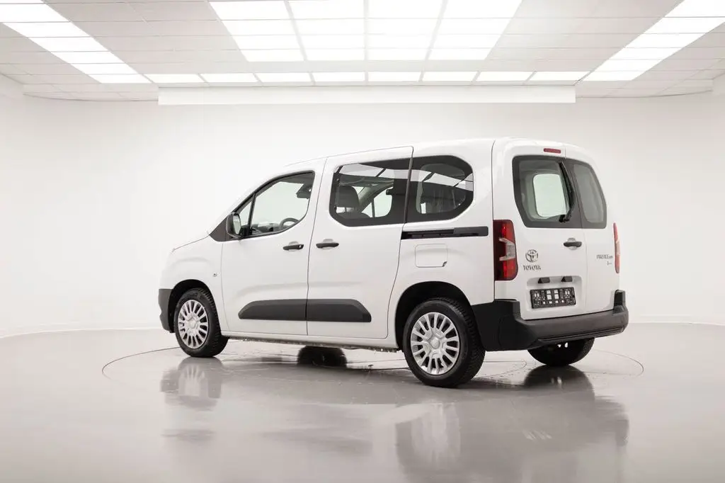 Photo 1 : Toyota Proace 2021 Diesel