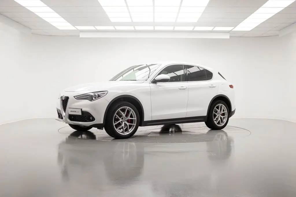 Photo 1 : Alfa Romeo Stelvio 2019 Diesel