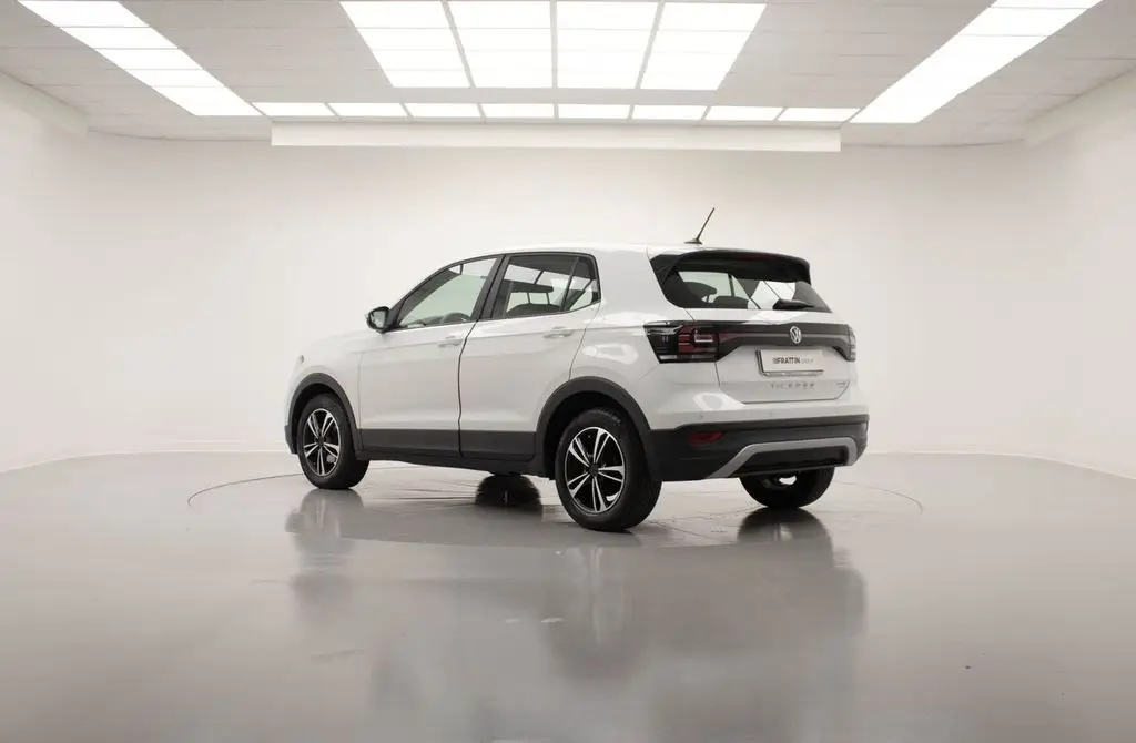 Photo 1 : Volkswagen T-cross 2020 Essence